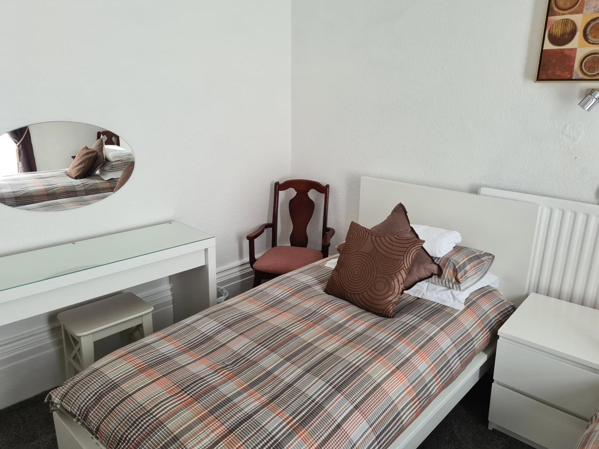 برايتون Maon Hotel الغرفة الصورة